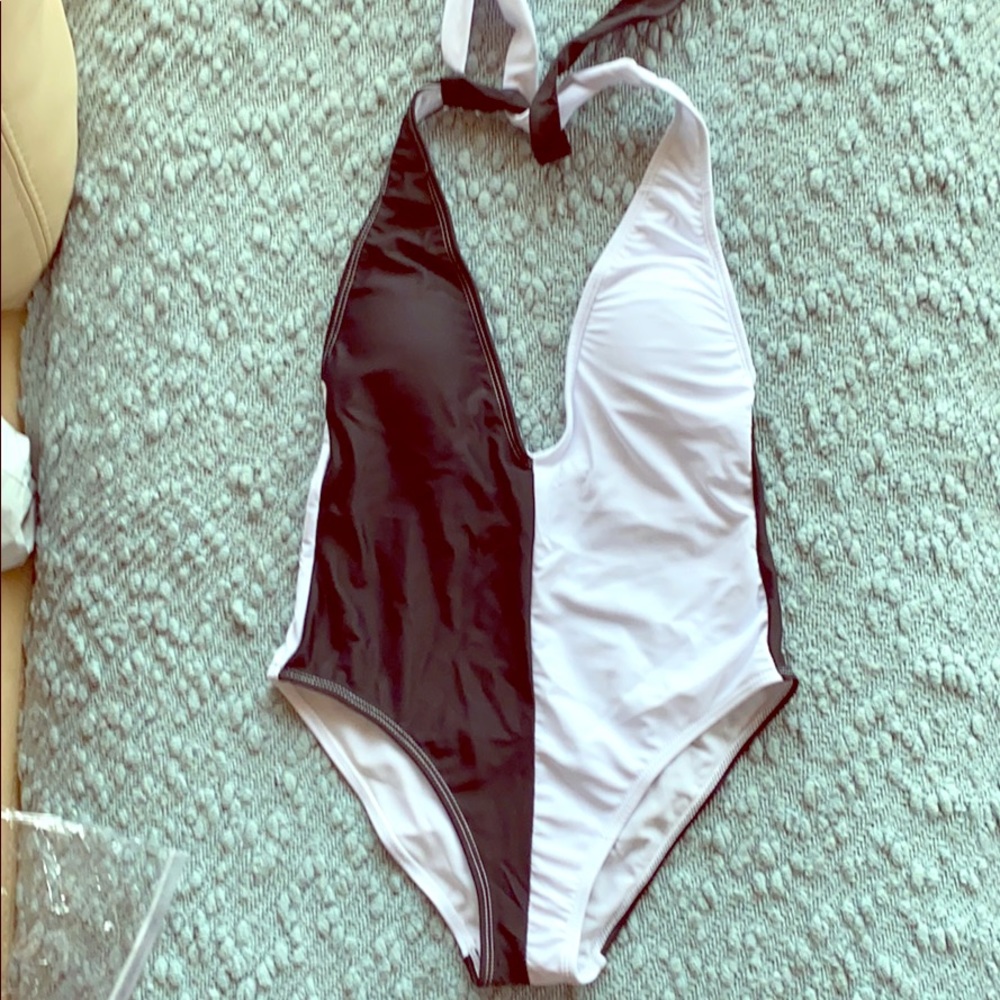 One piece swimsuit